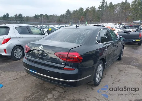 2018 Volkswagen Passat 2.0T Se из США, поврежденный, VIN 1VWBA7A32JC044022